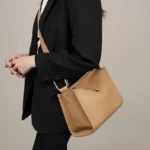 2023 Fashion New Solid Color Quality Soft Leather Crossbody Handbag Leather Commuting Single Shoulder Dumpling Tote Bag