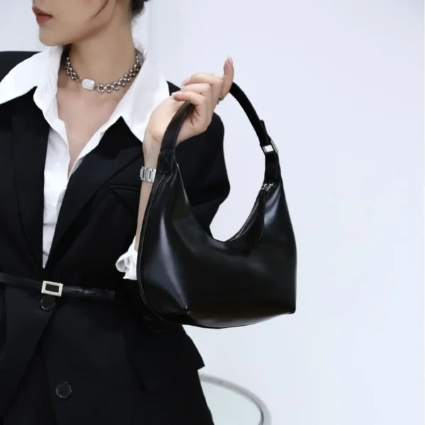 2023 New Women's One Shoulder Bag Half Moon Women Bag Female Fashion Split Leather Underarm Pouch