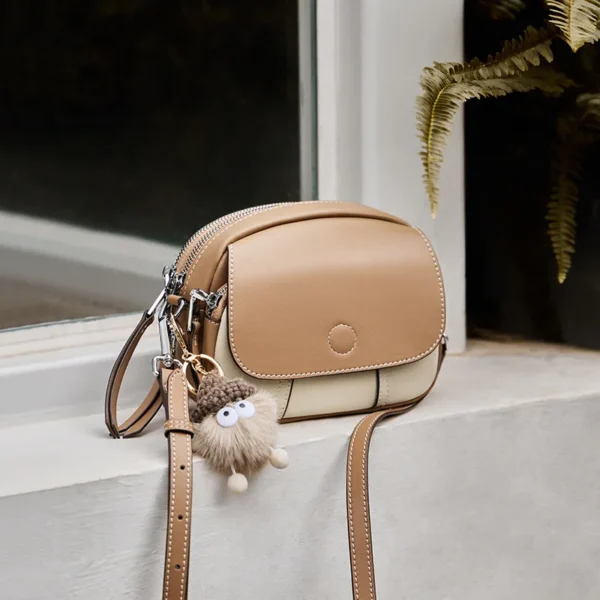 Retro Tofu Small Square Shoulder Bag Messenger Female Real Leather Flap Handbag 2023New Round Crossbody Shoulder Travel Tote Bag